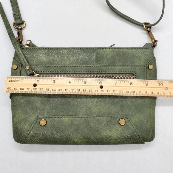 Chicos Purse Green Faux Leather Odette Crossbody Bag Studded Utilitarian Boho - Picture 16 of 16